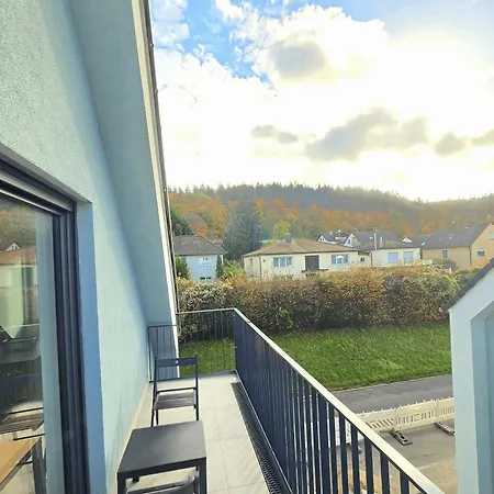 Modernes, Neu Eingerichtetes In Lage Nahe Autobahn, S Bahn Und Stadtzentrum * Karlsruhe