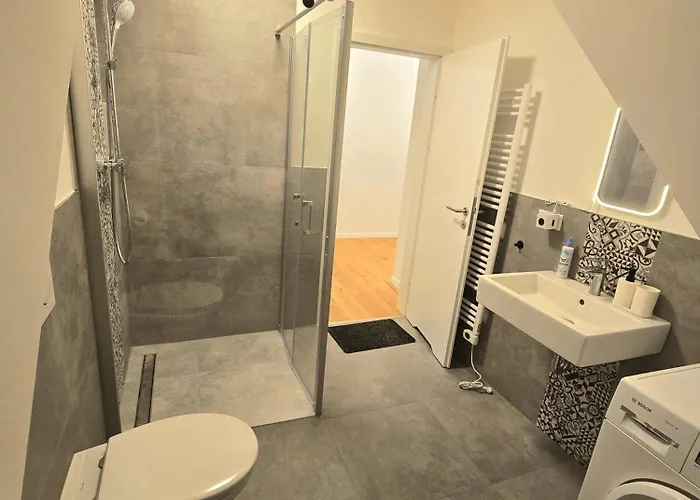 Modernes, Neu Eingerichtetes In Lage Nahe Autobahn, S Bahn Und Stadtzentrum * Karlsruhe